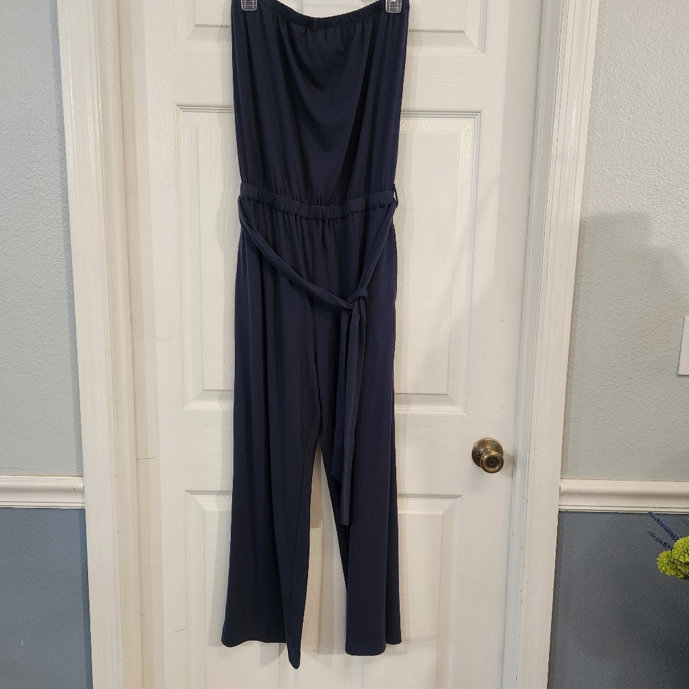 Chic Navy Jumpsuit - Picture 3 of 15